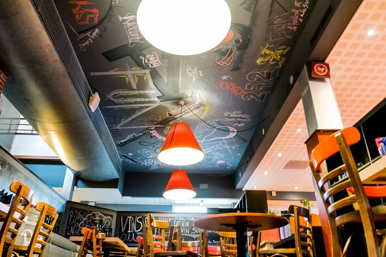 artiste graffeur decoration interieure